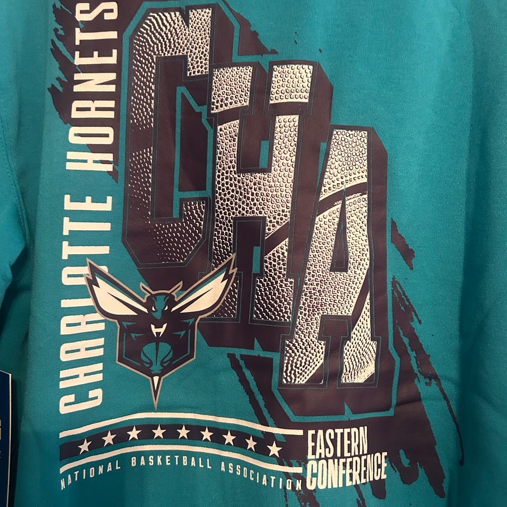 NWT NBA Charlotte Hornets "Queen City" Teal Fleece Hoodie - Picture 6 of 9